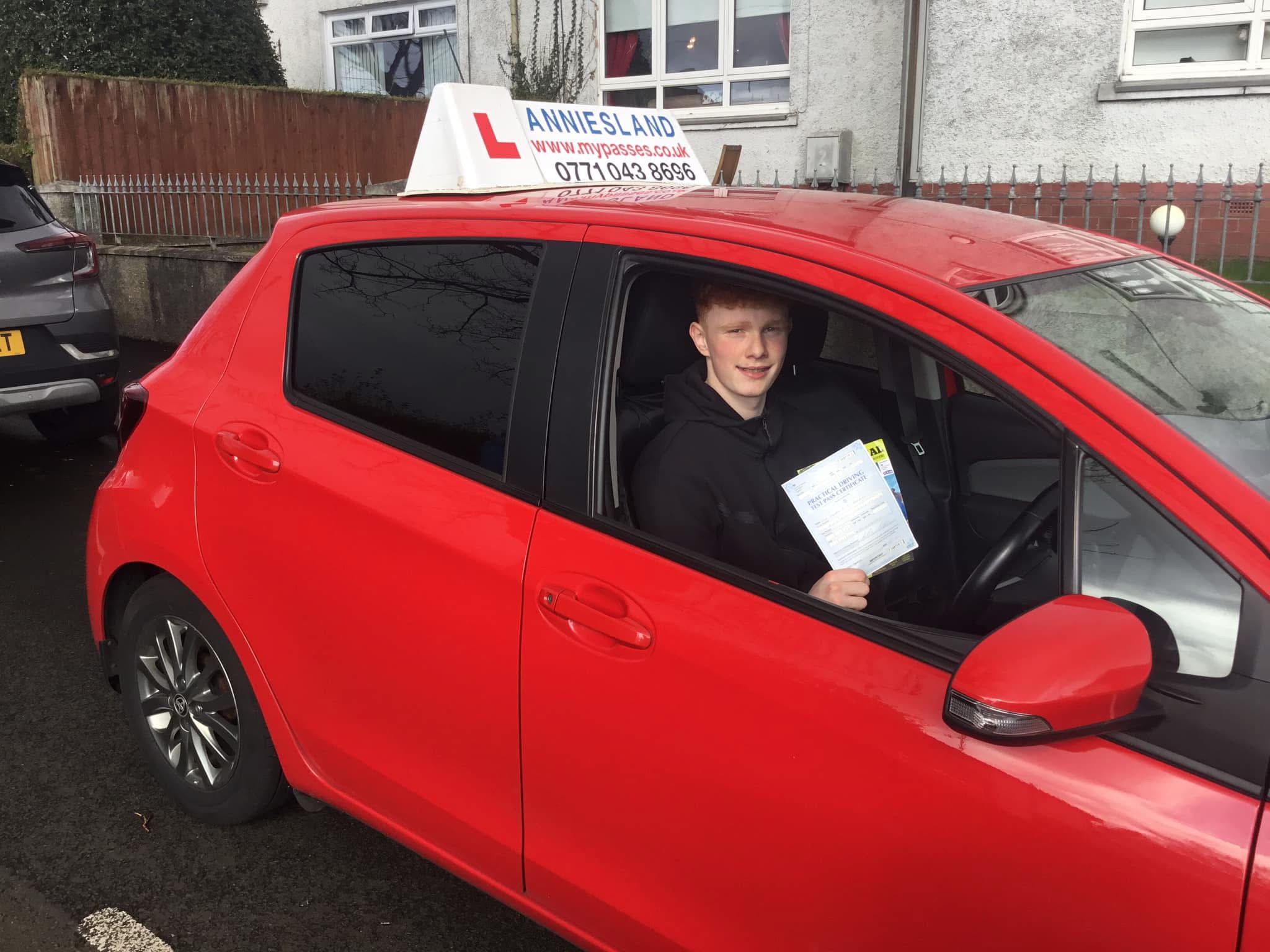 Ewan McBay  successfully passed their driving test with Anniesland Driving School