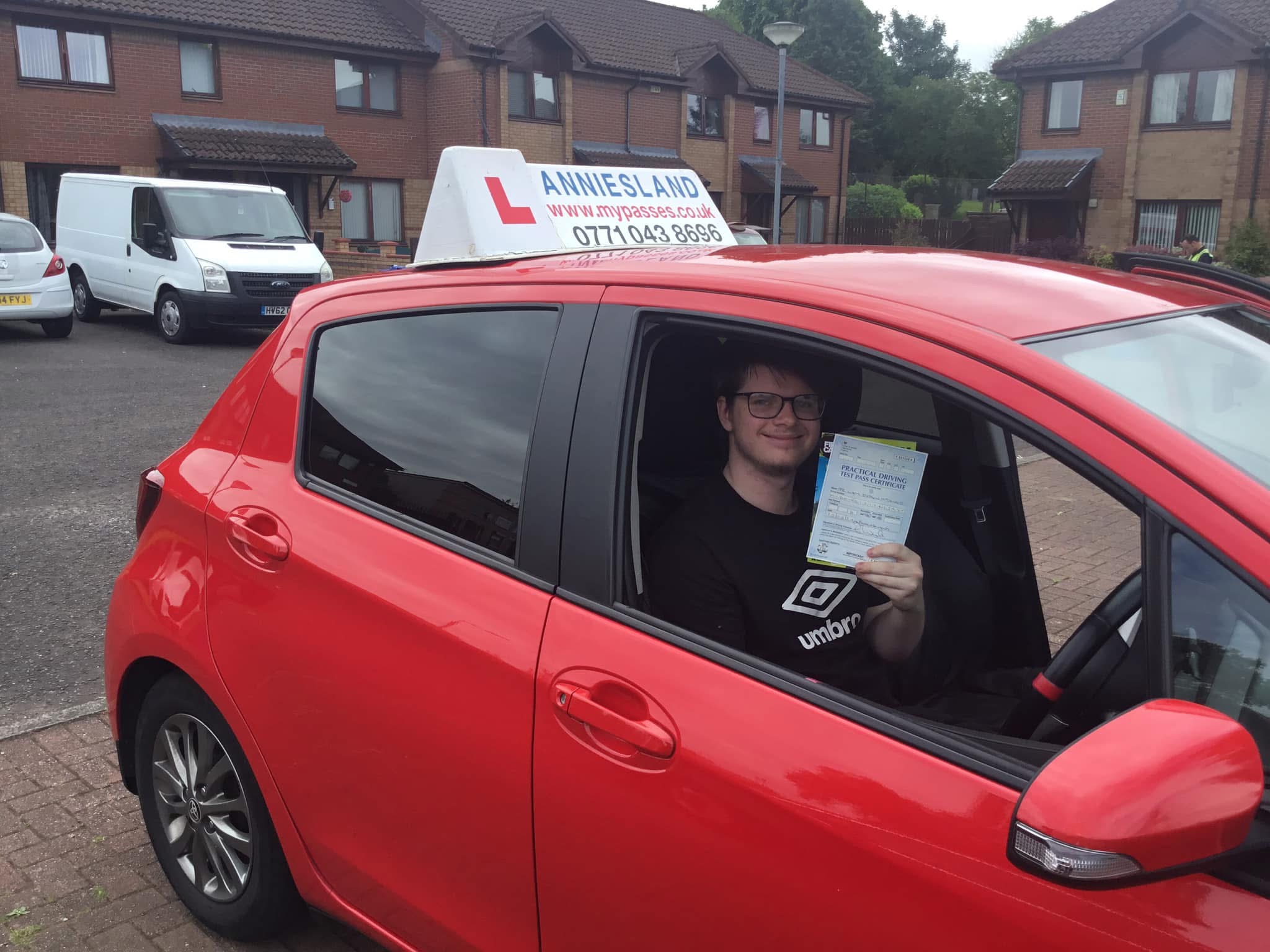 Liam McDonald successfully passed their driving test with Anniesland Driving School