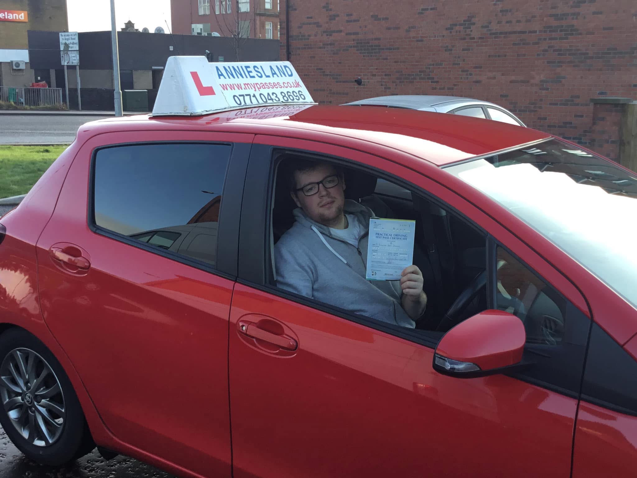 Alexander Spencer successfully passed their driving test with Anniesland Driving School