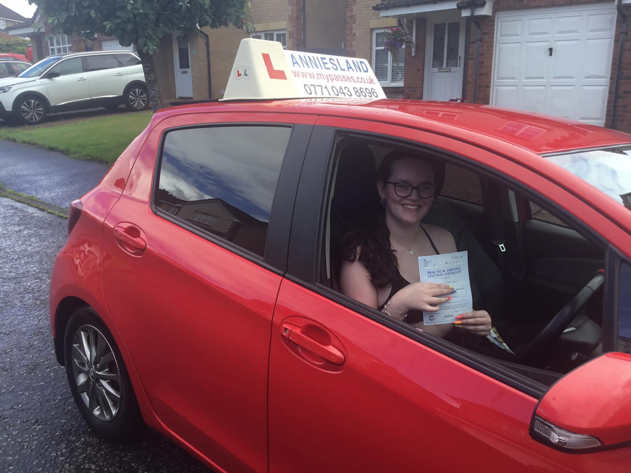 Eve Kelly successfully passed their driving test with Anniesland Driving School