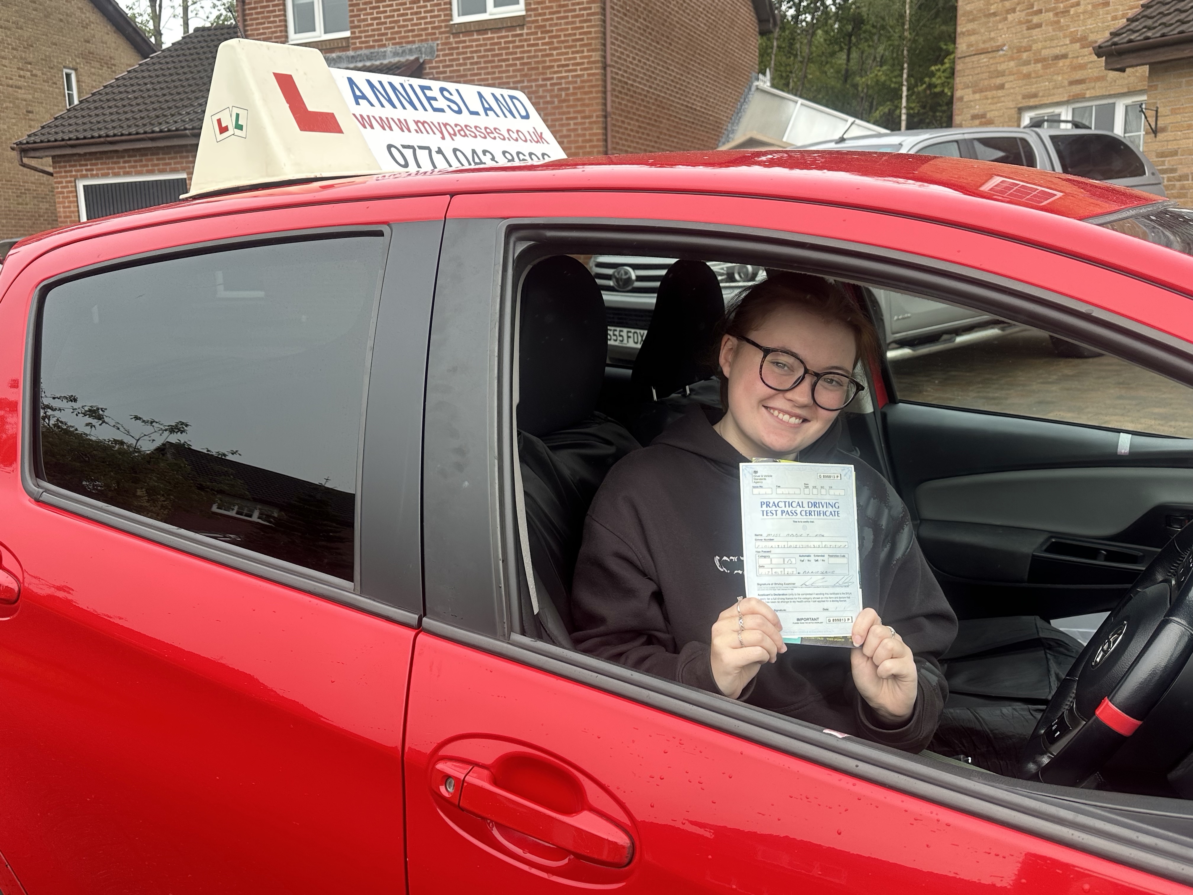 Abbey Fox successfully passed their driving test with Anniesland Driving School